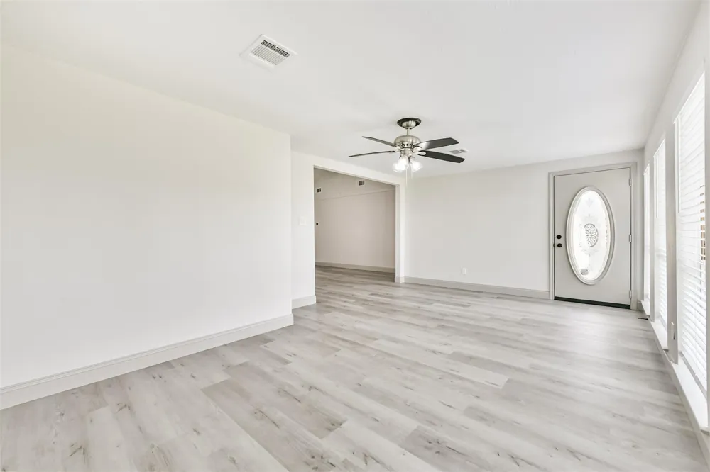 2005 Cheryl Drive Pearland, TX 77581