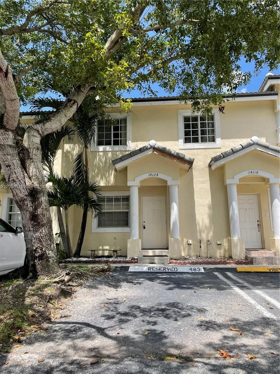 14124 SW 121st Pl #3-26 Miami, FL 33186