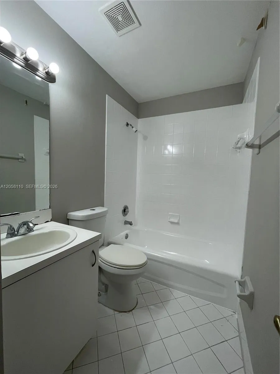 14124 SW 121st Pl #3-26 Miami, FL 33186