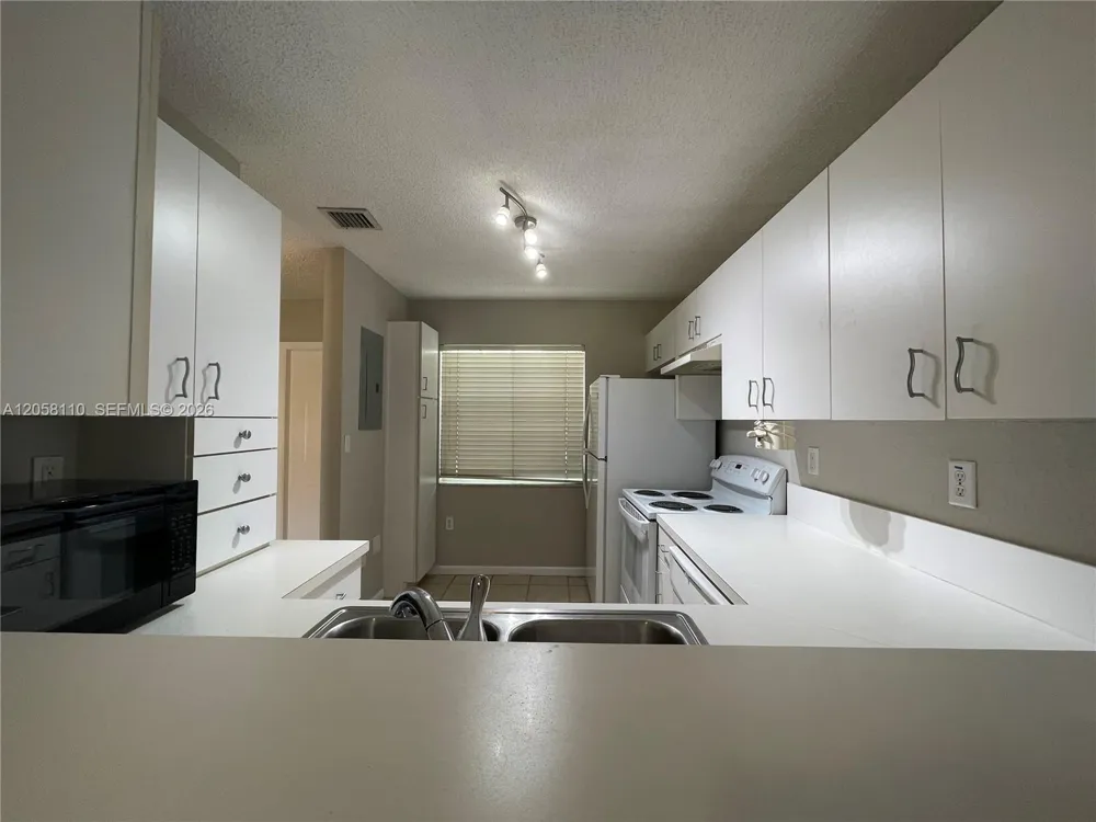 14124 SW 121st Pl #3-26 Miami, FL 33186
