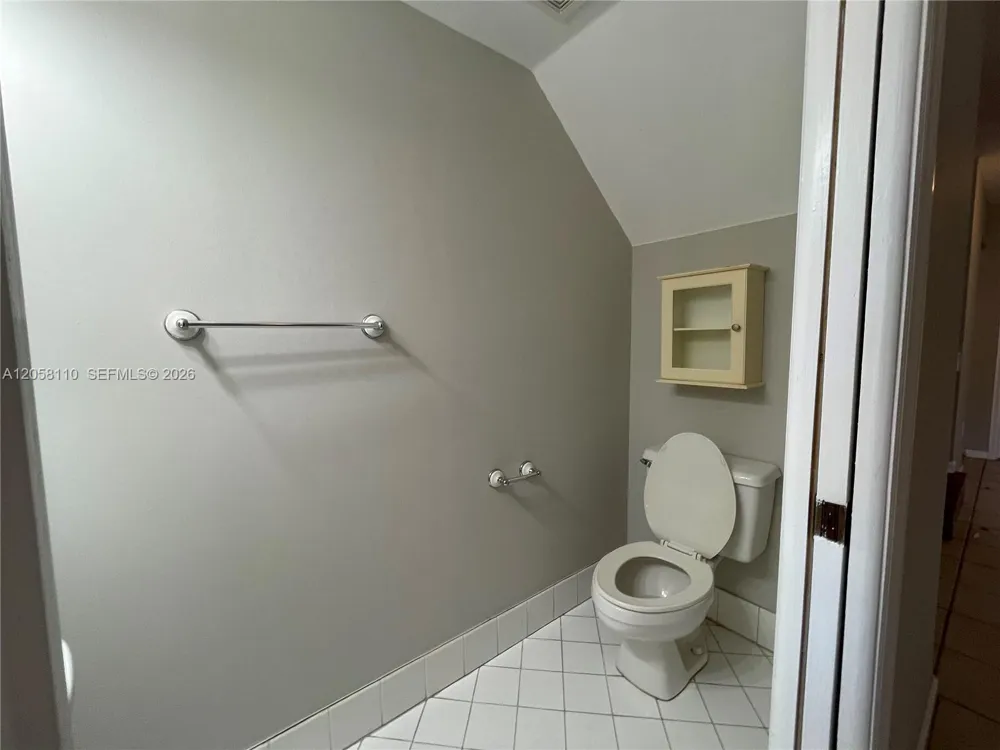 14124 SW 121st Pl #3-26 Miami, FL 33186