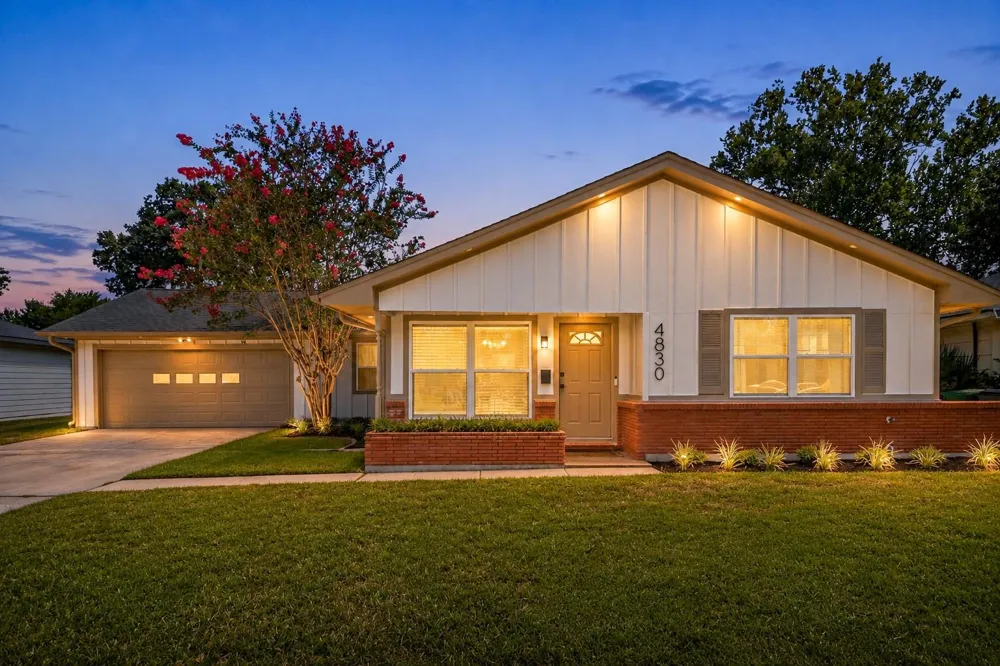 4830 Hummingbird Street Houston, TX 77035
