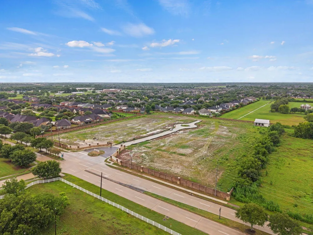 7007 Meadowview Estates Courts Sugar Land, TX 77479