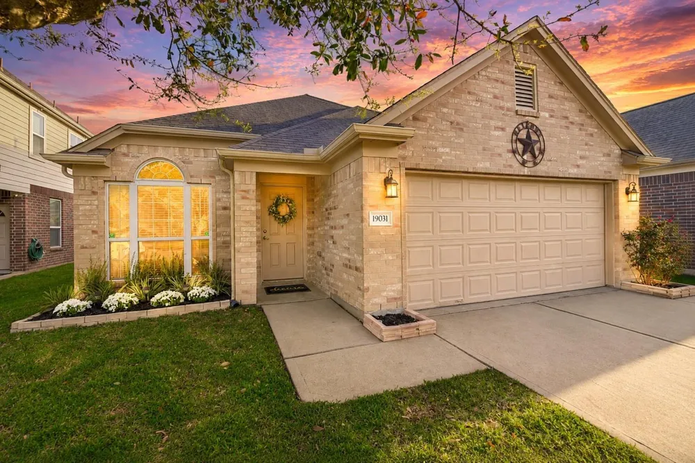 19031 Ashford Square Street Tomball, TX 77375