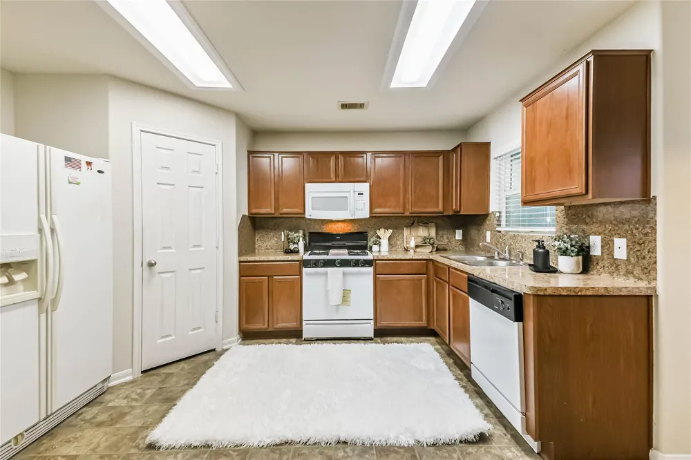 19031 Ashford Square Street Tomball, TX 77375