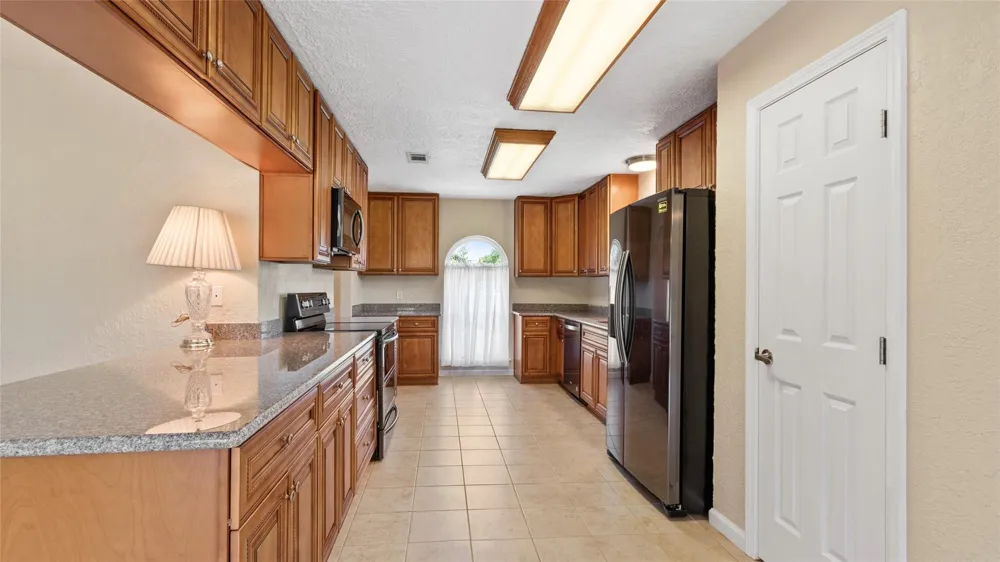 2915 Cemetery Road Santa Fe, TX 77517