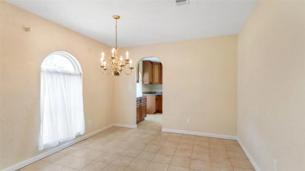 2915 Cemetery Road Santa Fe, TX 77517