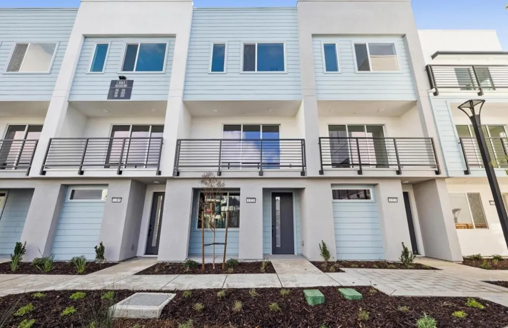 1321 Lilac Way Milpitas, CA 95035