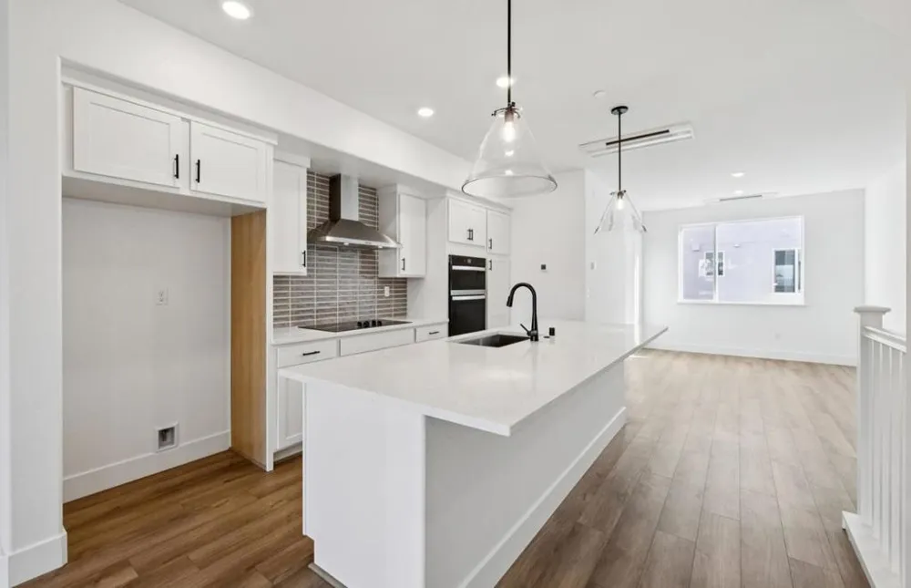 1321 Lilac Way Milpitas, CA 95035
