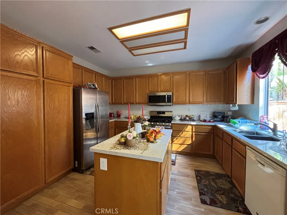 42124 Orange Blossom Temecula, CA 92591