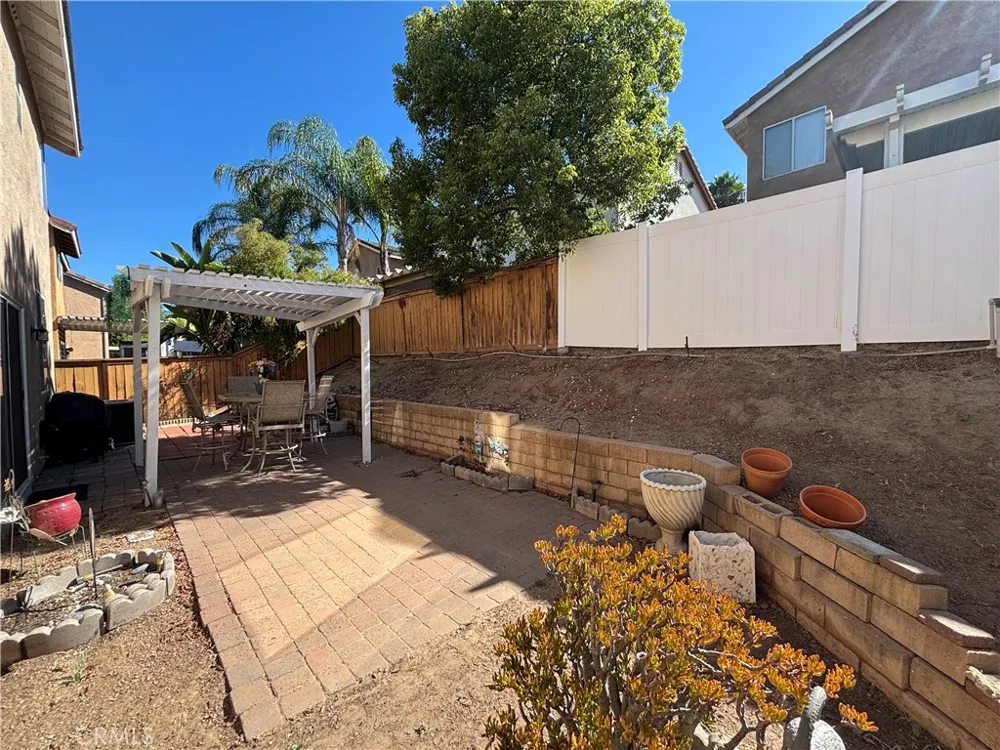 42124 Orange Blossom Temecula, CA 92591