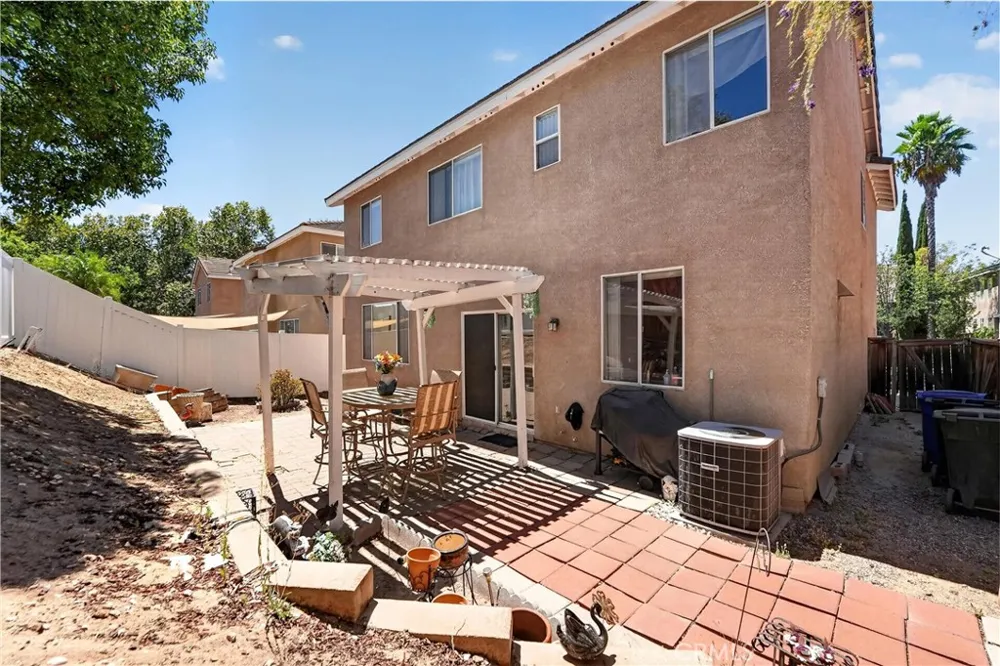 42124 Orange Blossom Temecula, CA 92591