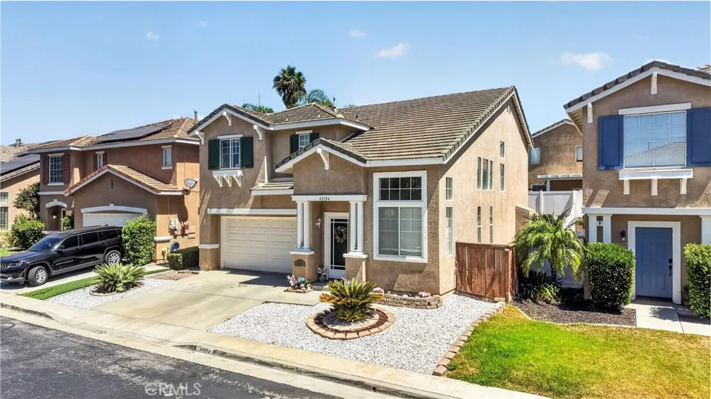 42124 Orange Blossom Temecula, CA 92591