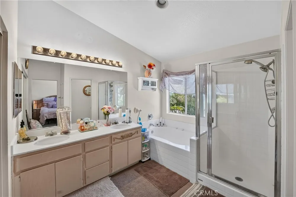 42124 Orange Blossom Temecula, CA 92591