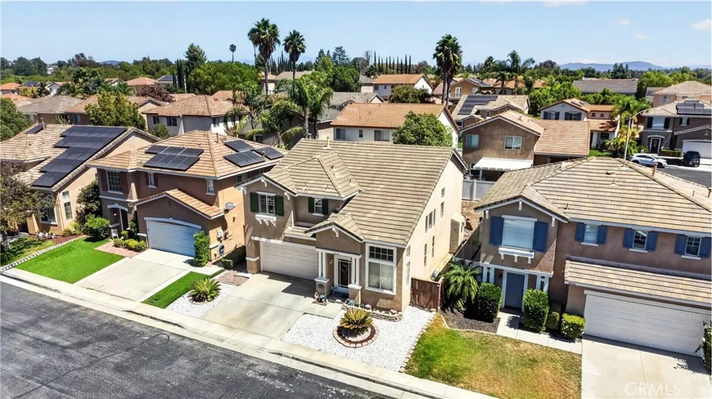 42124 Orange Blossom Temecula, CA 92591