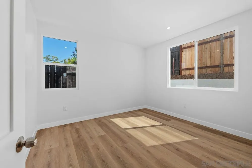 10347 Lipscomb Dr San Diego, CA 92126