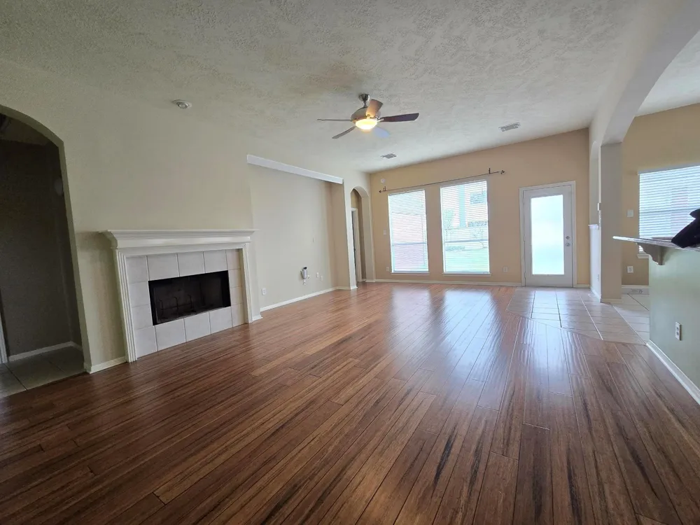 9406 Sunlake Drive Pearland, TX 77584