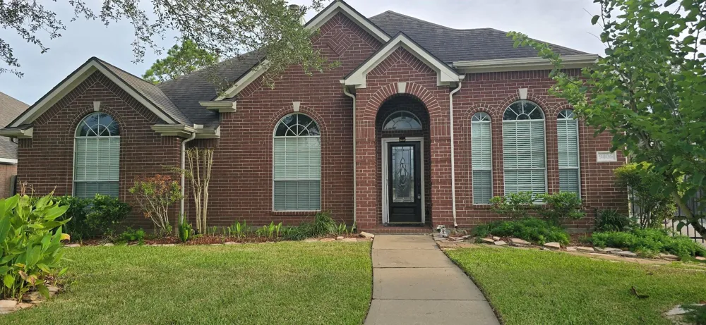 9406 Sunlake Drive Pearland, TX 77584