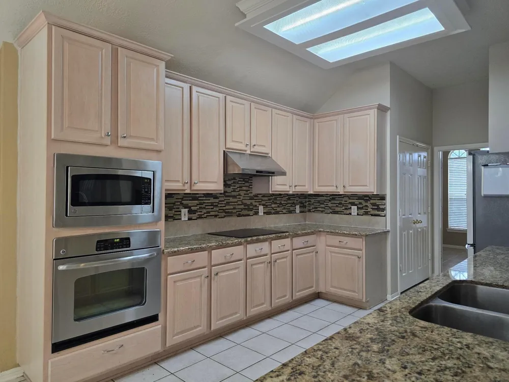 9406 Sunlake Drive Pearland, TX 77584