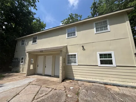 3335 Tuam #4