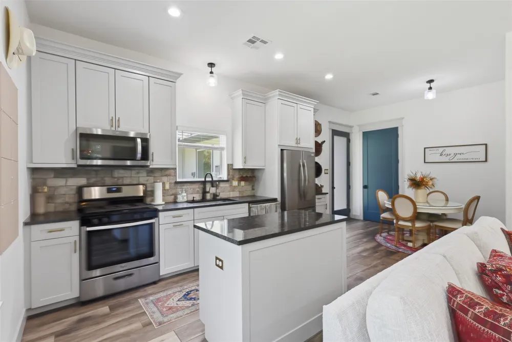 8778 Catamaran Way Montgomery, TX 77316