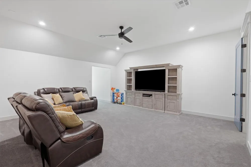 8778 Catamaran Way Montgomery, TX 77316