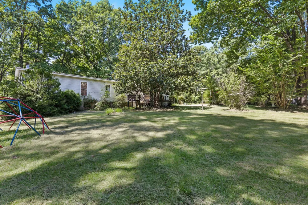 1318 Old Clarksville Pike Pleasant View, TN 37146