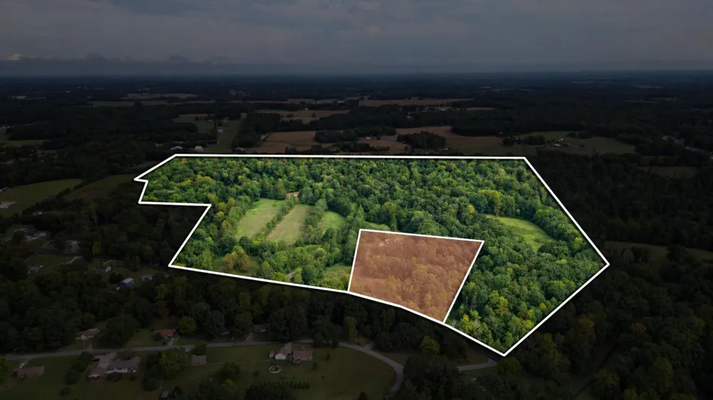 1318 Old Clarksville Pike Pleasant View, TN 37146