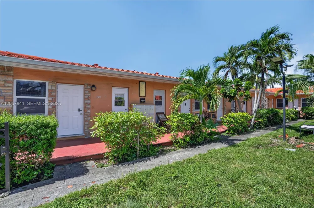 140 SW 30th Ct #134 Miami, FL 33135