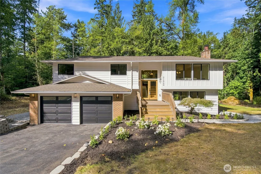 21924 NE 164th St Woodinville, WA 98077