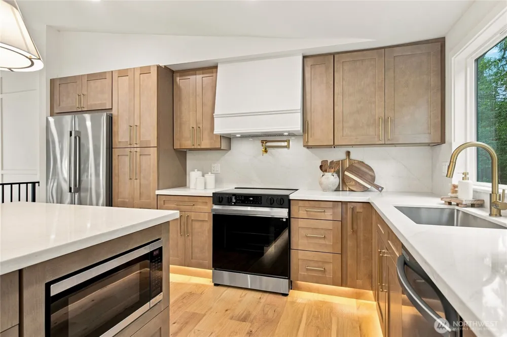21924 NE 164th St Woodinville, WA 98077