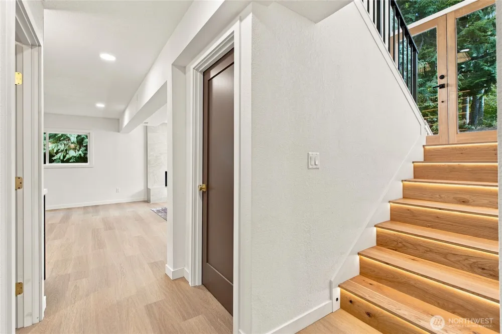 21924 NE 164th St Woodinville, WA 98077
