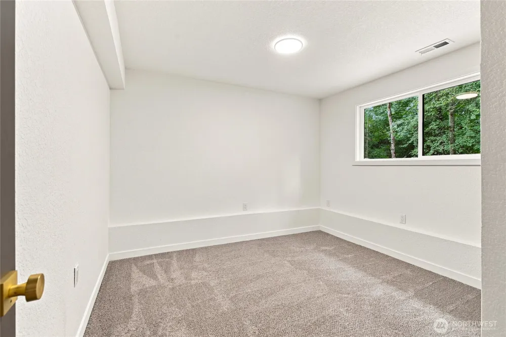 21924 NE 164th St Woodinville, WA 98077