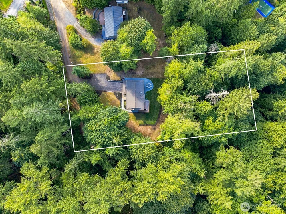 21924 NE 164th St Woodinville, WA 98077