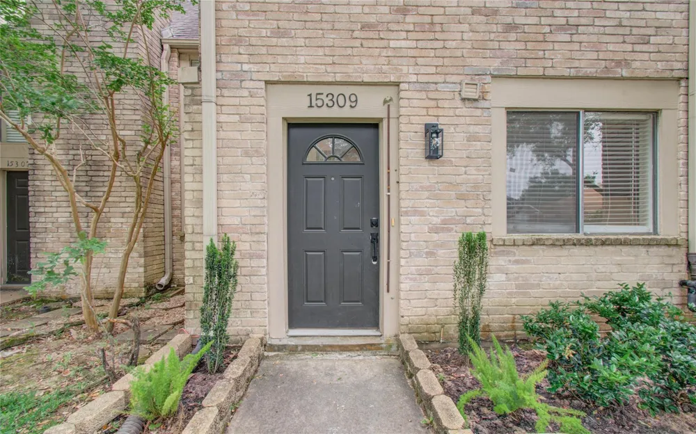 15309 Kingfield Drive #9 Houston, TX 77084