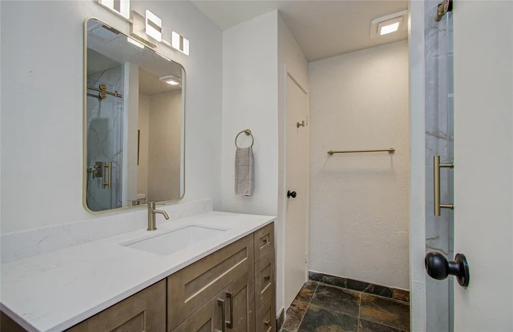 15309 Kingfield Drive #9 Houston, TX 77084