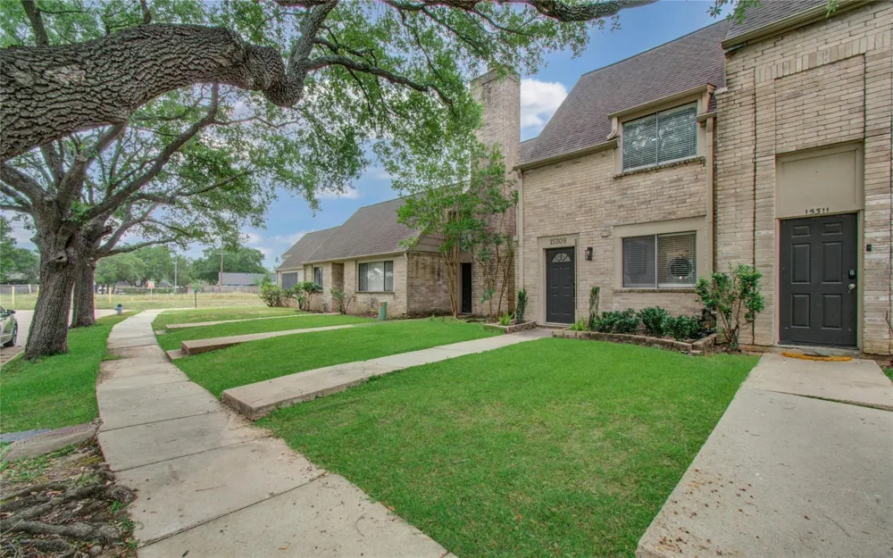 15309 Kingfield Drive #9 Houston, TX 77084