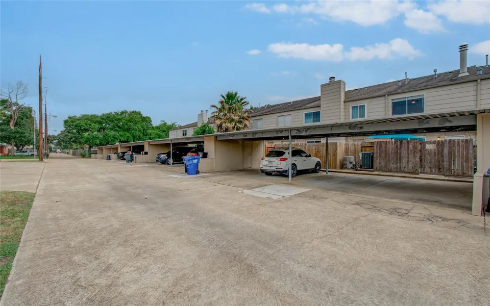 15309 Kingfield Drive #9 Houston, TX 77084