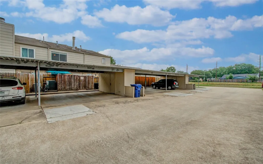 15309 Kingfield Drive #9 Houston, TX 77084