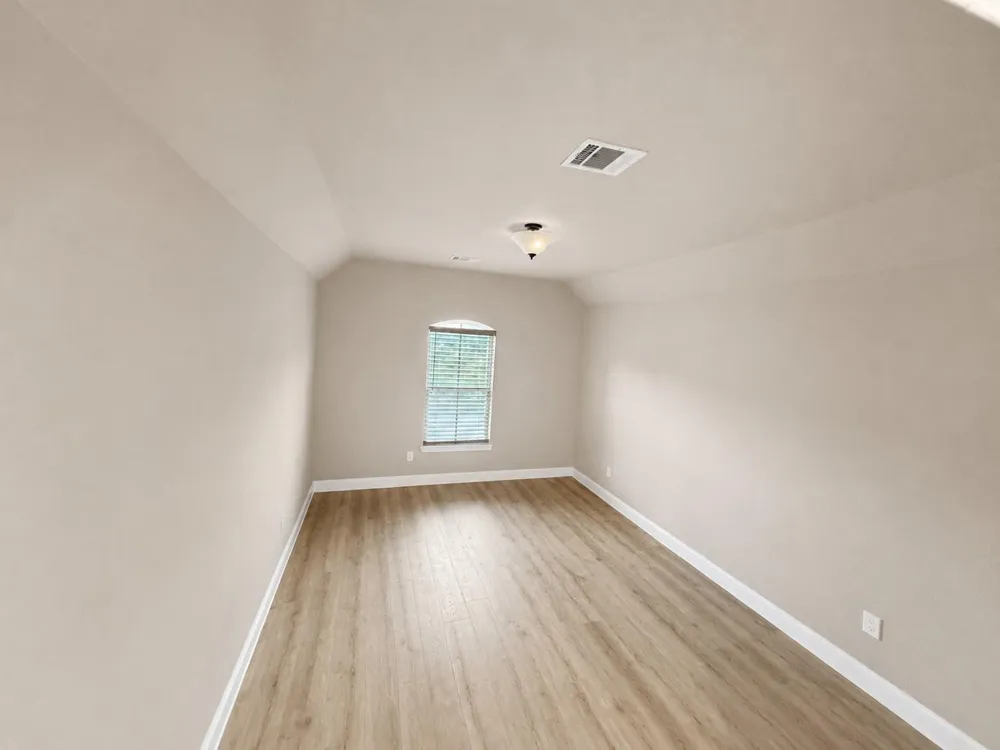 26355 Lakeshore Drive Hempstead, TX 77445