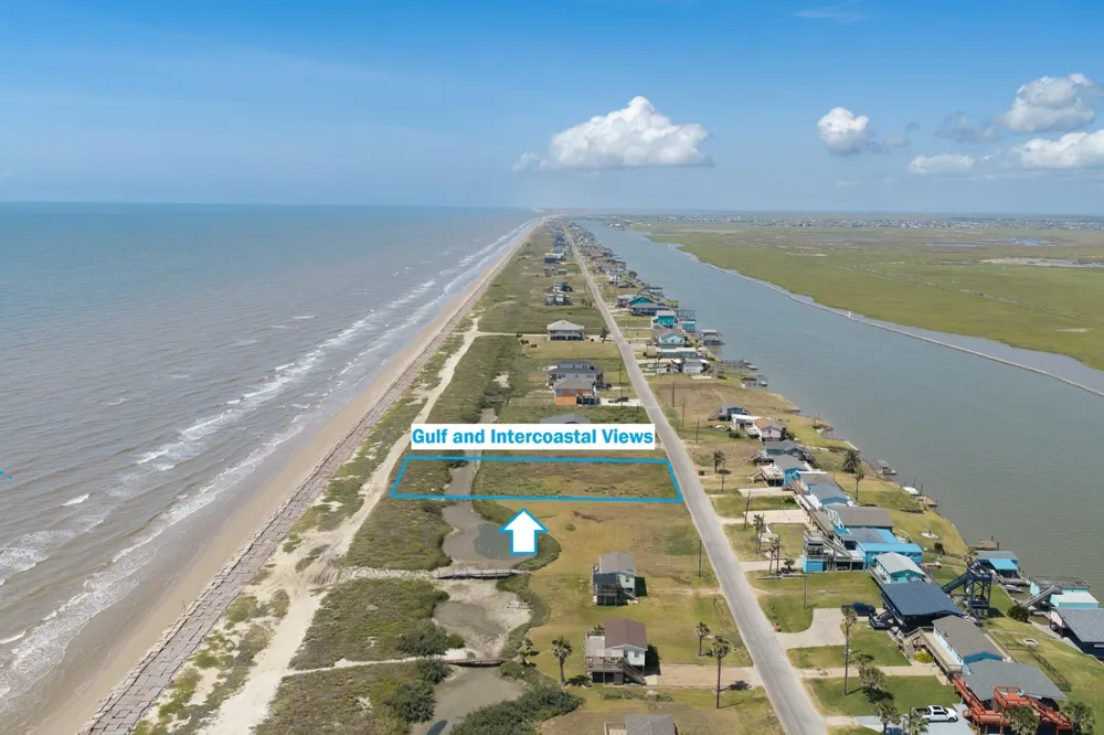1842 Canal Sargent, TX 77414