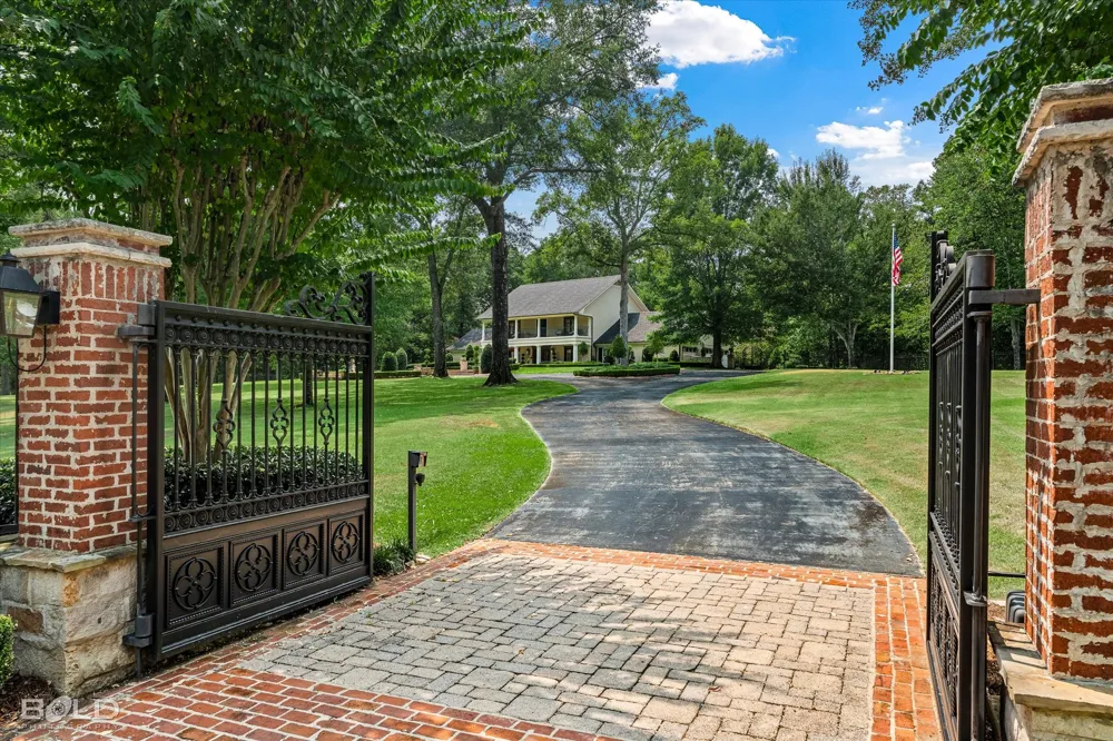 1217 Ridgewood Circle Minden, LA 71055