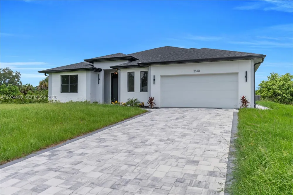 2328 IRONDALE RD North Port, FL 34287