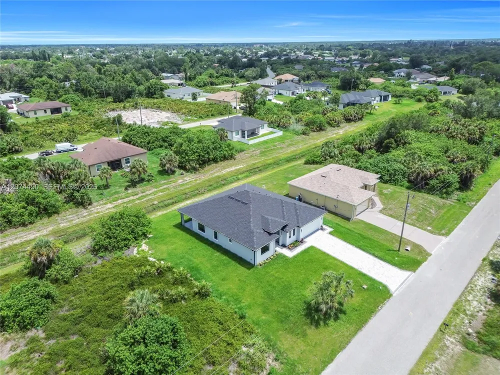 2328 IRONDALE RD North Port, FL 34287