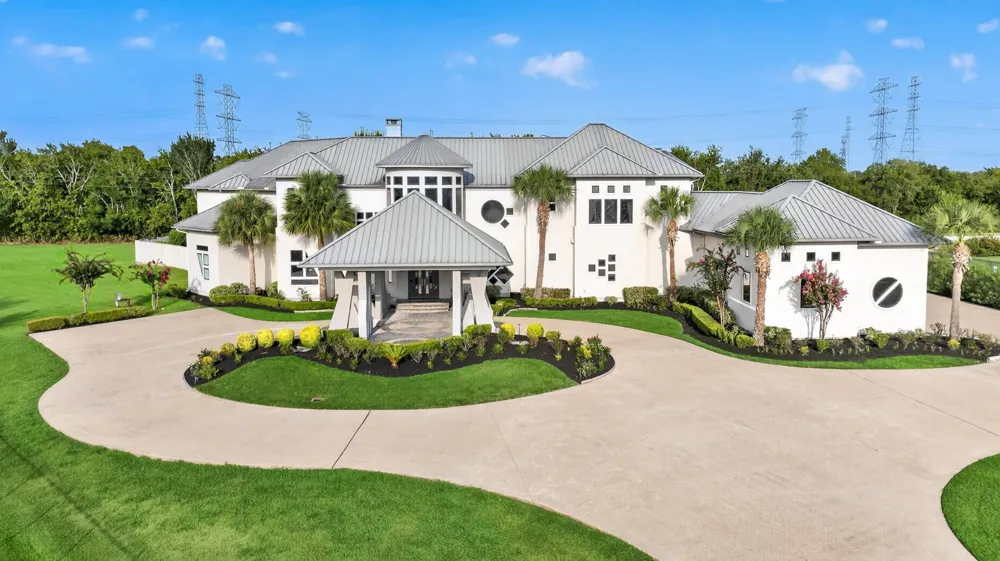 4043 Maranatha Sugar Land, TX 77479