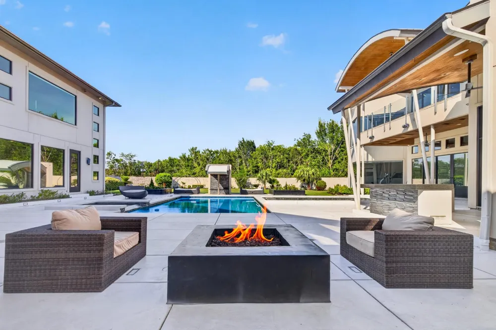 4043 Maranatha Sugar Land, TX 77479