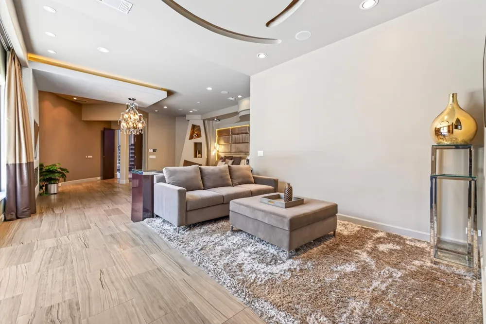 4043 Maranatha Sugar Land, TX 77479