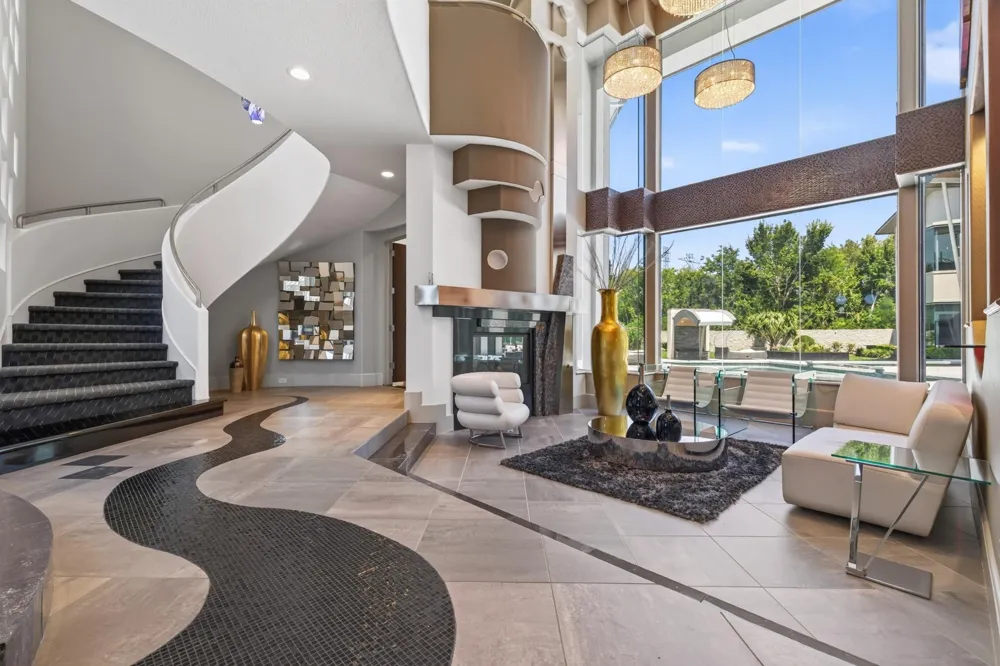 4043 Maranatha Sugar Land, TX 77479