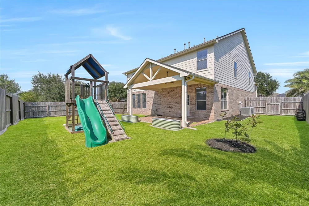 1902 Highland Point Court Pearland, TX 77581