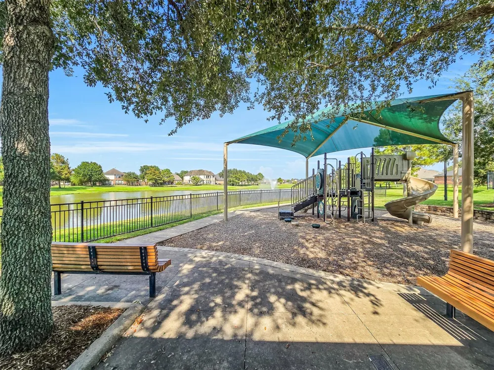 1902 Highland Point Court Pearland, TX 77581